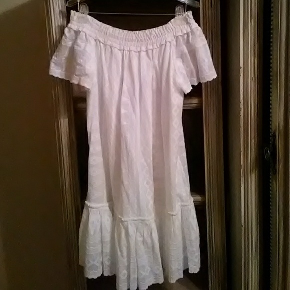 **** SOLD*** Rebecca Taylor Dress - Picture 7 of 8